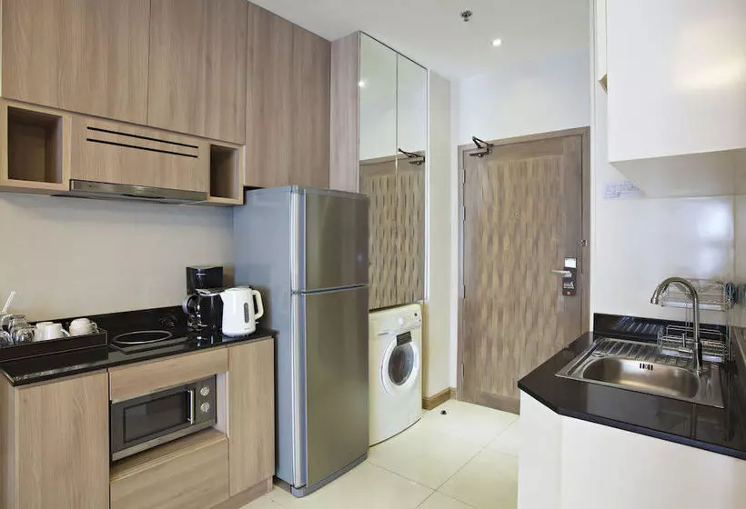 Fotos del hotel V Residence Serviced Apartment:  20