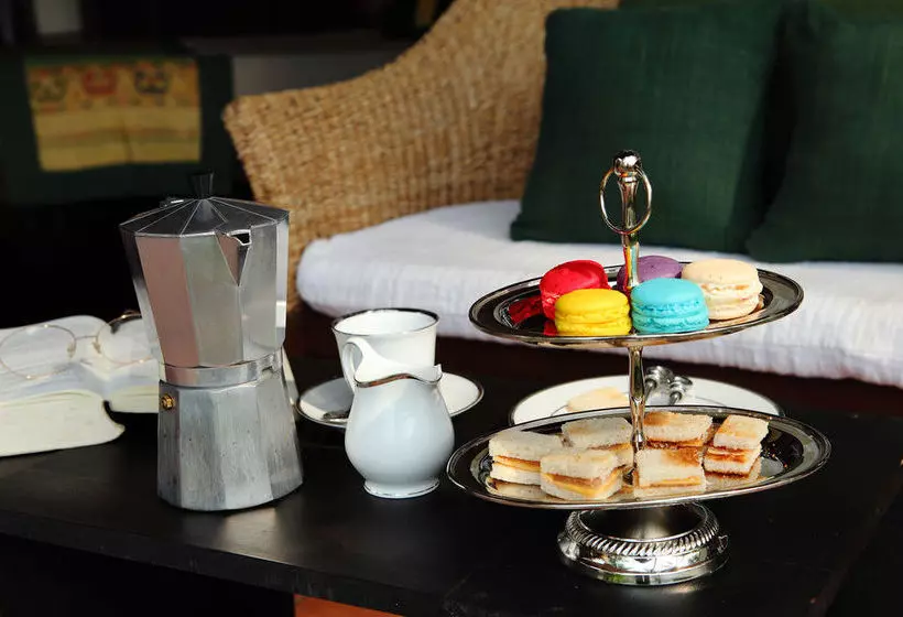 Fotos del hotel Sunset Villa by Burasari:  8