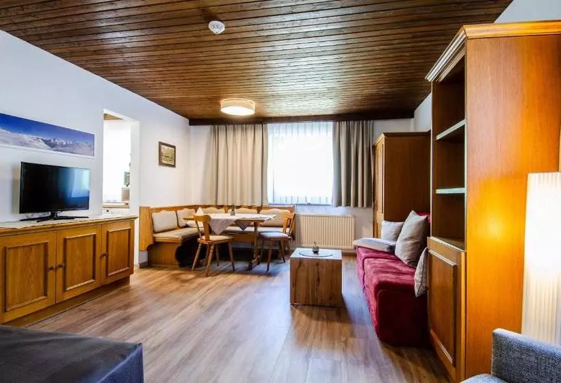 Fotos del hotel Appartementhaus Chalet Sofie:  15