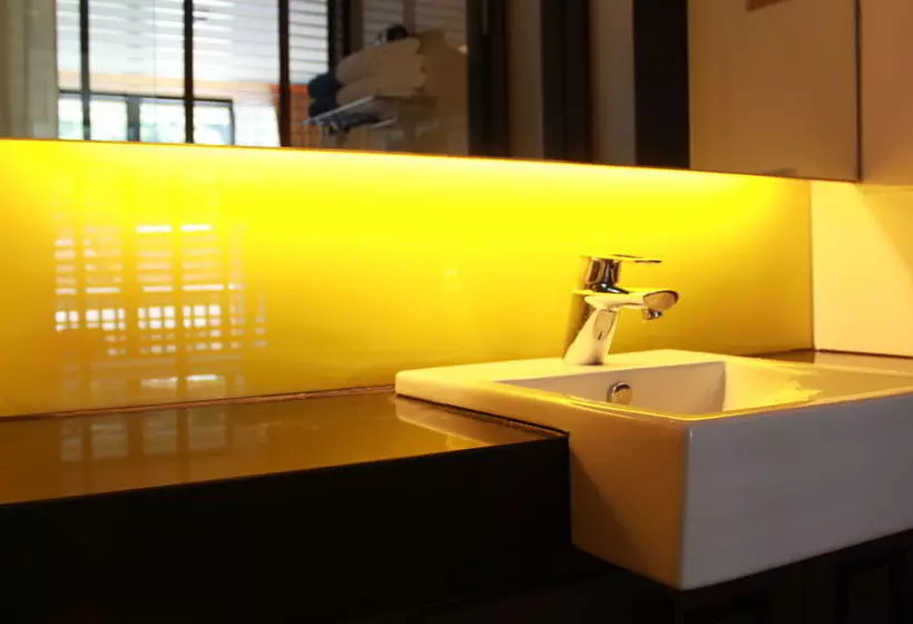 Fotos del hotel The Beach By Glitter House:  18