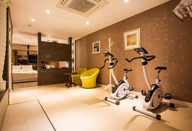 Fotos del hotel Lanuit:  4