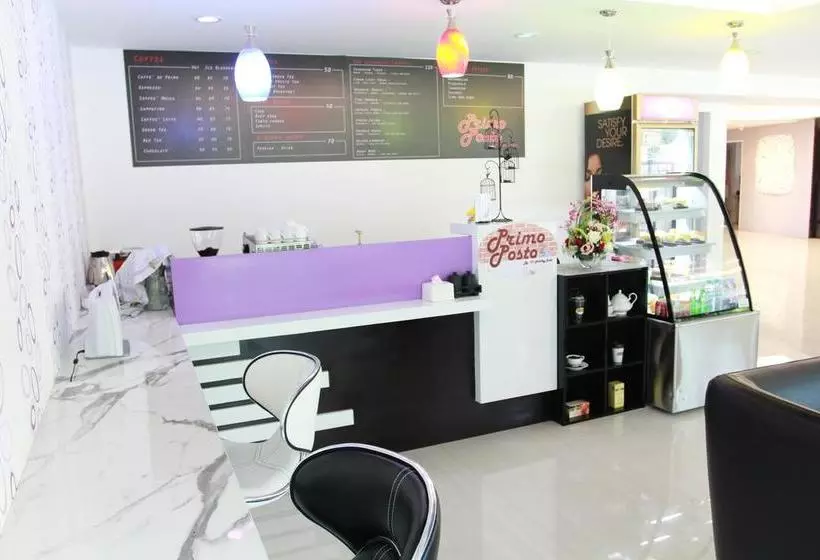 Fotos del hotel 101 Holiday Suite:  7