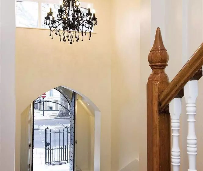 Fotos del hotel St James House - Concept Serviced Apartments:  2