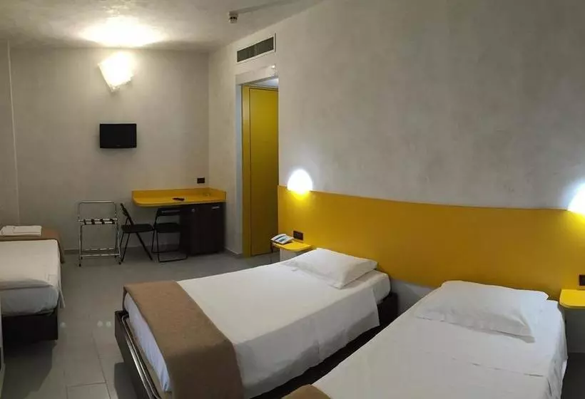 Fotos del hotel 38:  14