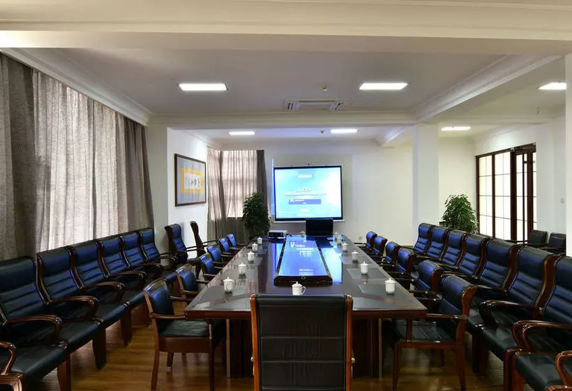 Fotos del hotel Qingdao Oceanside Hotel & Resort:  5