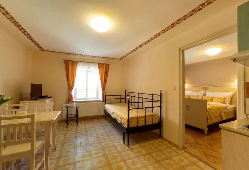 Fotos del hotel Apartments  Kajovska 63:  8