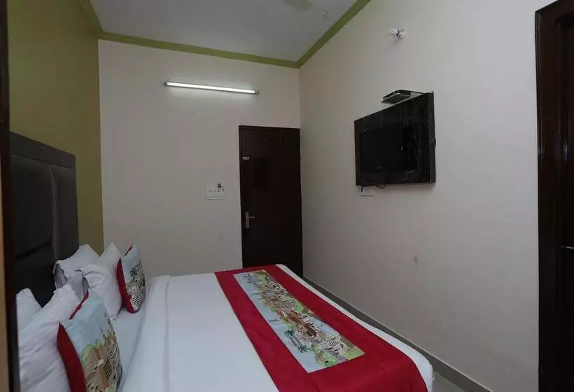 Fotos del hotel Oyo 10347 Hotel Deepak:  22
