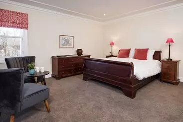 The Inveraray Inn, Bw Signature Collection