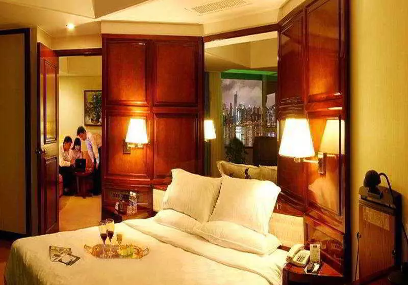 Fotos del hotel Holiday Inn Yangtze Chongqing:  2