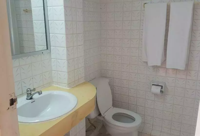 Fotos del hotel Queen Pattaya:  3