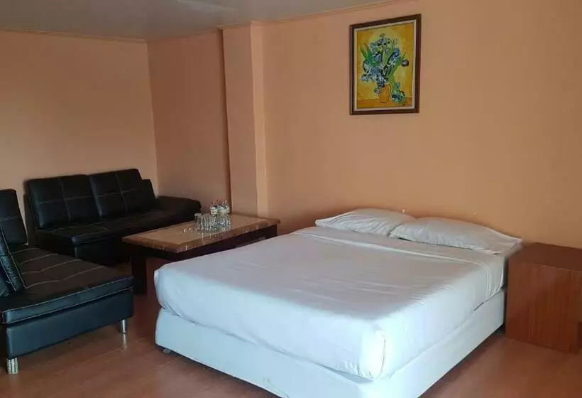 Fotos del hotel Queen Pattaya:  11