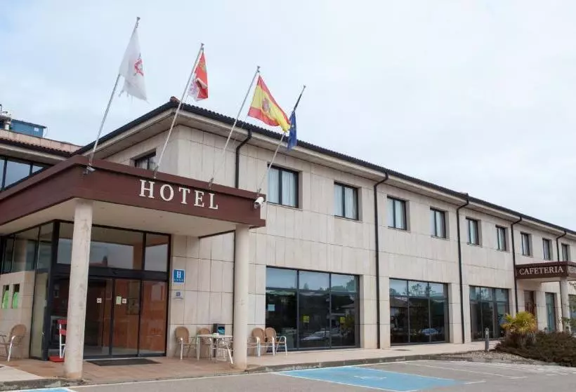 Fotos del hotel Villa De Almazan:  1