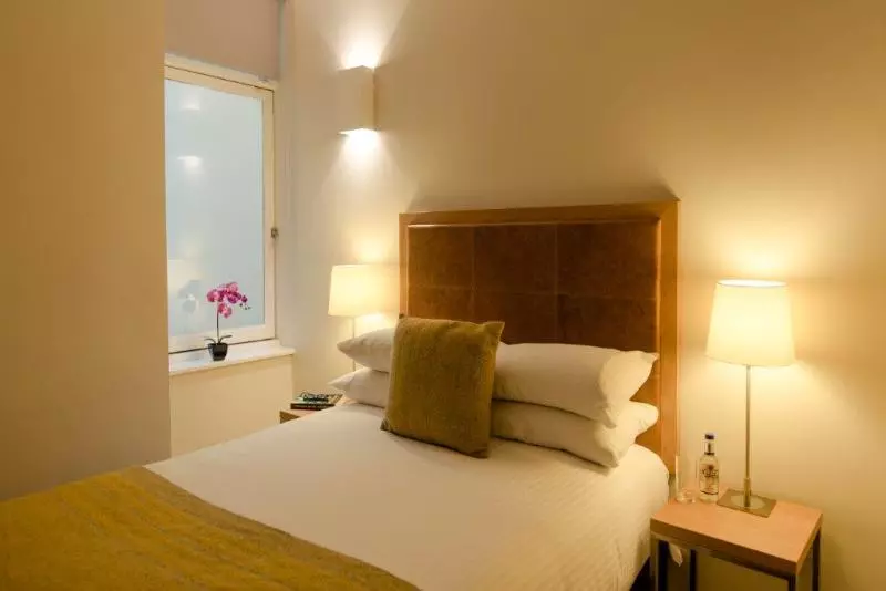 Fotos del hotel Premier Suites Plus Glasgow:  5