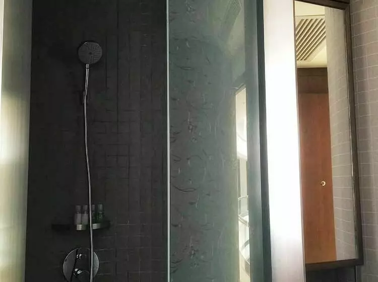 Fotos del hotel Noble Center:  13