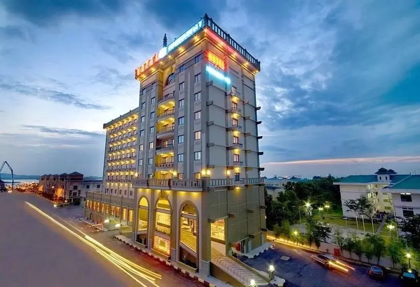 Fotos del hotel Harbourbay Amir:  3