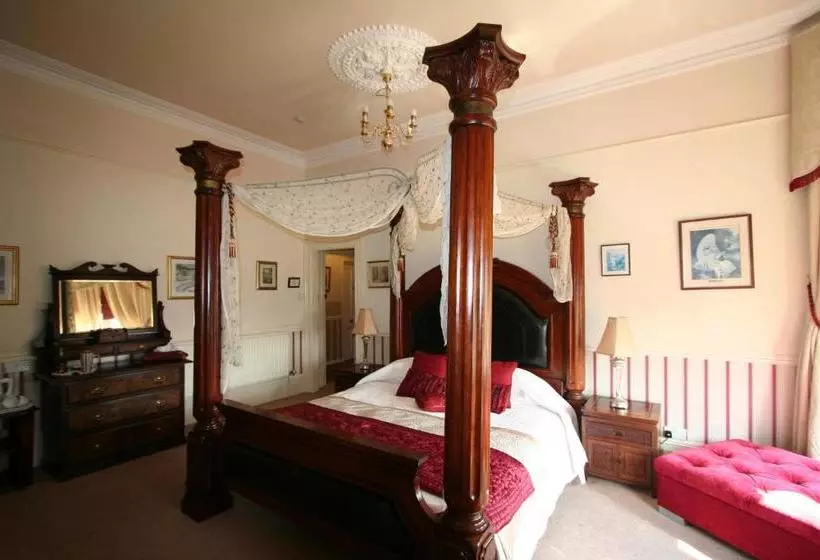 Fotos del hotel Cranleigh:  8