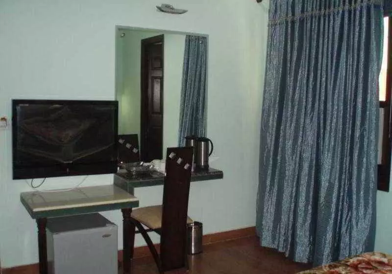 Fotos del hotel Hotel Raunak Plaza - Delhi And Ncr:  9