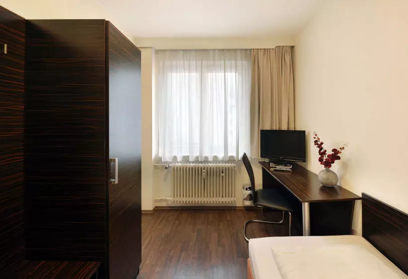 Fotos del hotel Fair Hotel Europaallee:  18