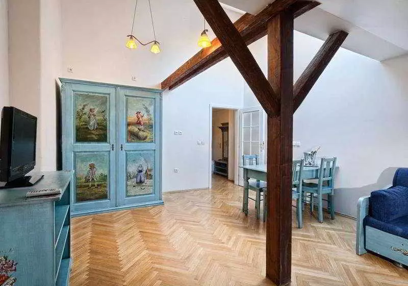 Fotos del hotel Lesser Town:  5