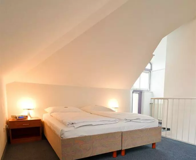 Fotos del hotel Hotel Feuerbach Im Biberturm Stuttgart:  24