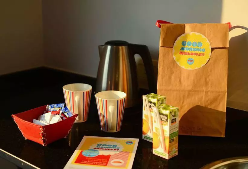 Fotos del hotel Pop:  4