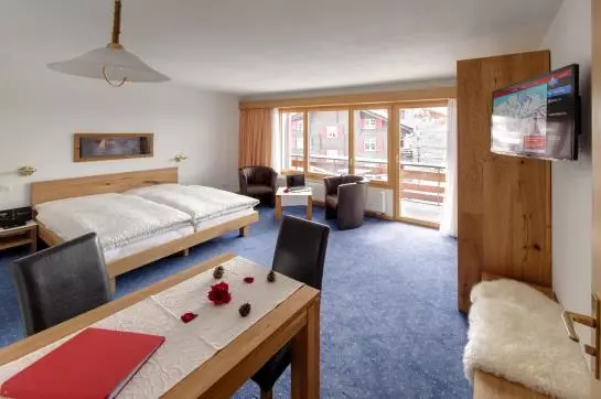 Fotos del hotel Jolimont Ferienwohnungen:  18