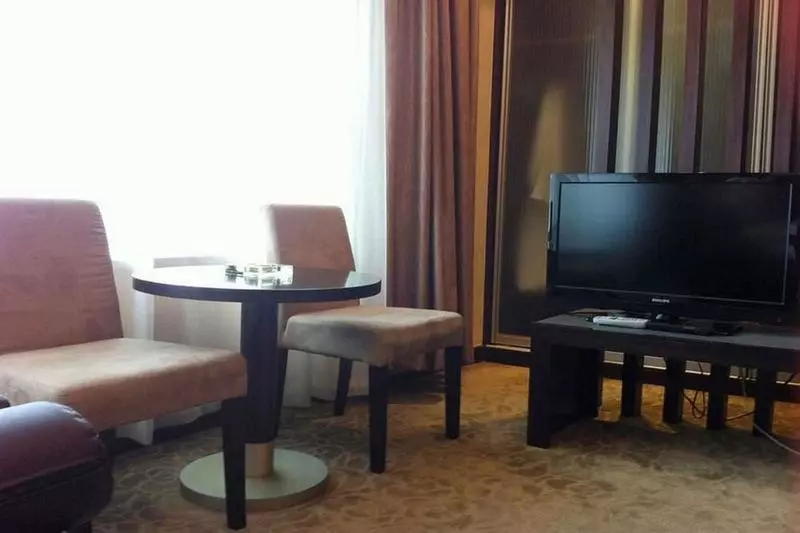 Fotos del hotel New Space Time Ruili:  8