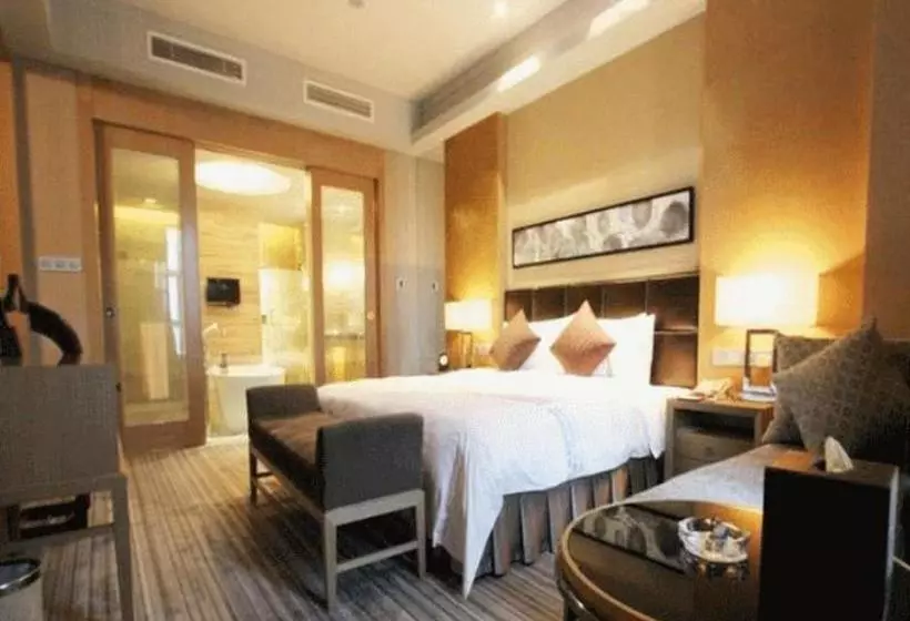 Fotos del hotel Howard Johnson Changshan Lake Plaza Changle:  6