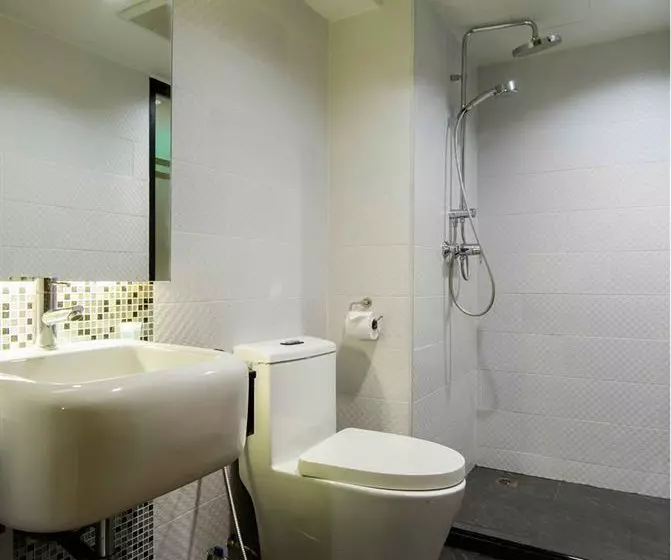 Fotos del hotel Eleven Avenue Suites:  16