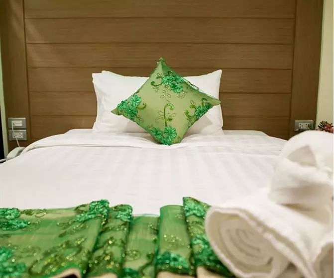 Fotos del hotel Eleven Avenue Suites:  20