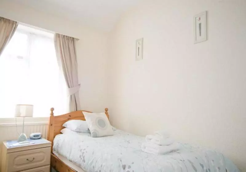 Fotos del hotel James Guest House:  4