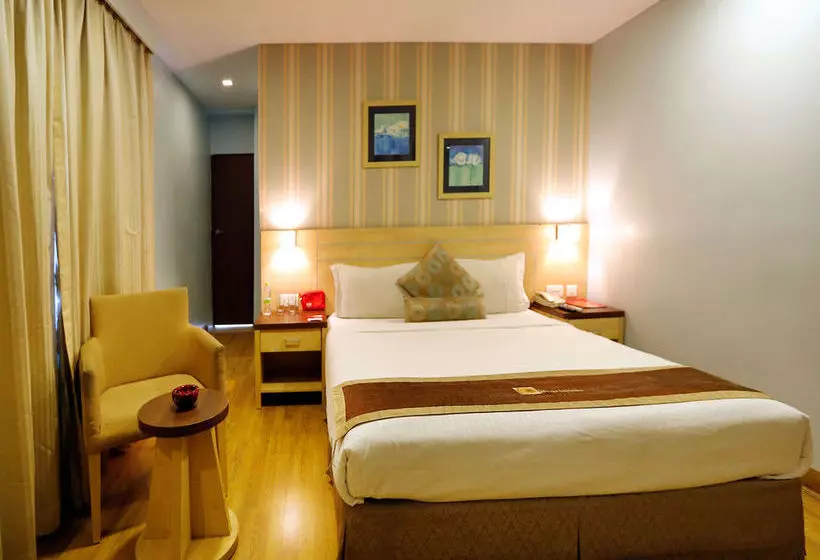 Fotos del hotel Oyo Premium Himayathnagar:  2