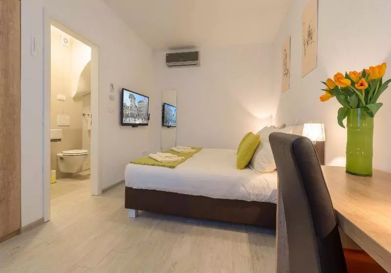 Old Town Petkovšek Apartments