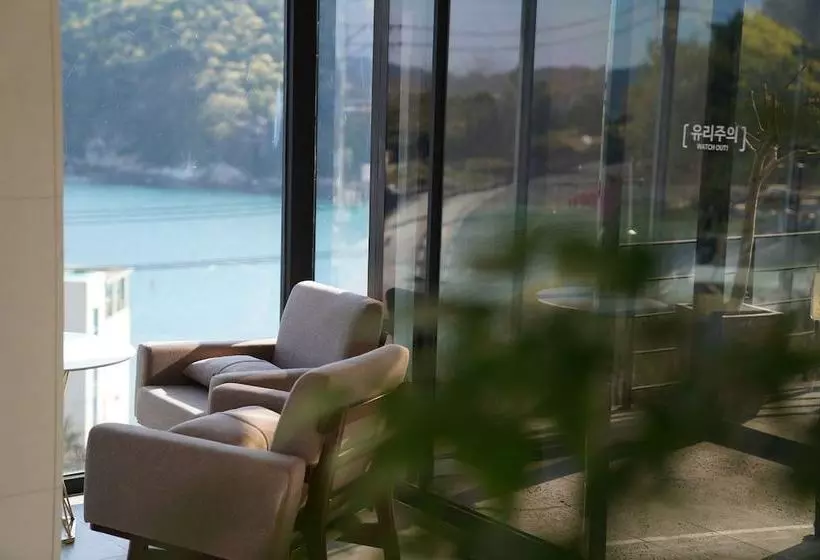 Fotos del hotel Radiance:  6