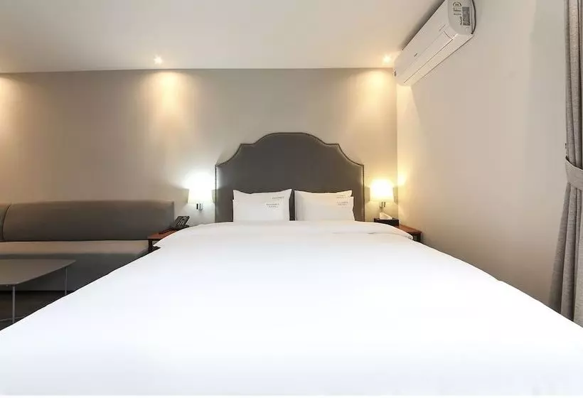 Fotos del hotel Radiance:  5