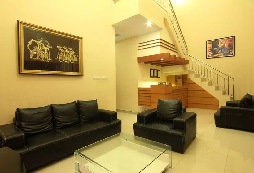 Fotos del hotel Grand Surya Hotel Yogyakarta:  23