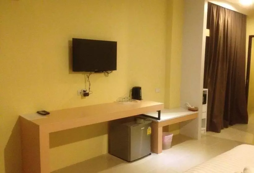 Fotos del hotel Ploenlay:  2