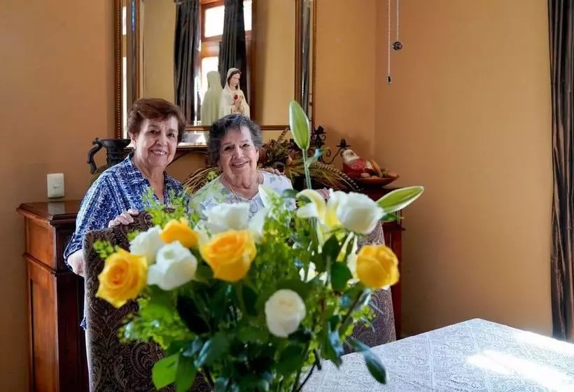 Fotos del hotel Tadeo Inn Bed & Breakfast:  10