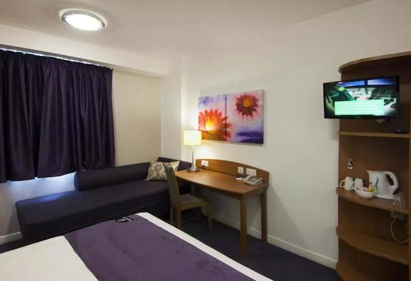 Fotos del hotel Premier Inn Birmingham City  Waterloo St:  7