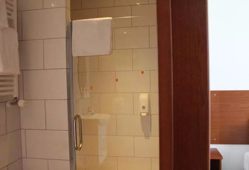Fotos del hotel Grásteinn - Airport:  8