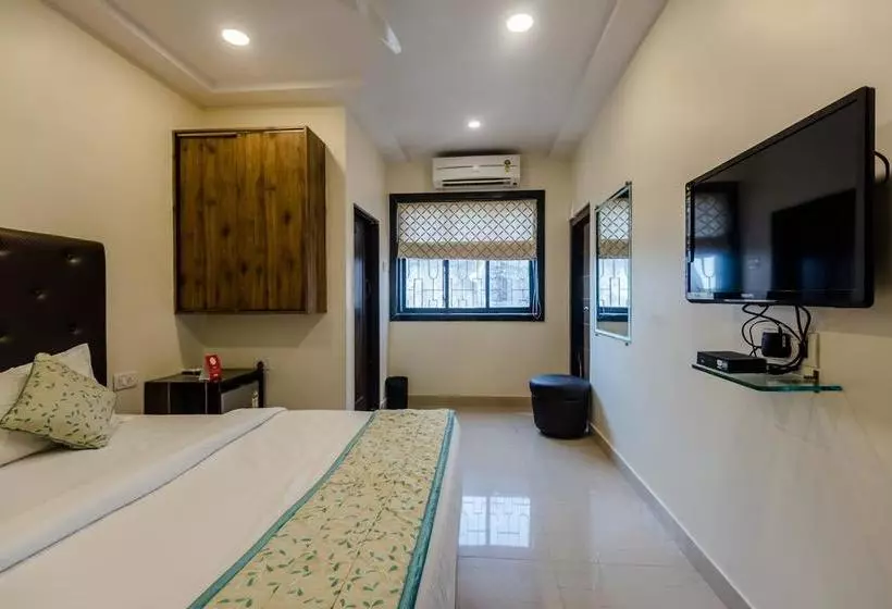 Fotos del hotel Oyo Rooms Near Kokilaben Hospital:  23