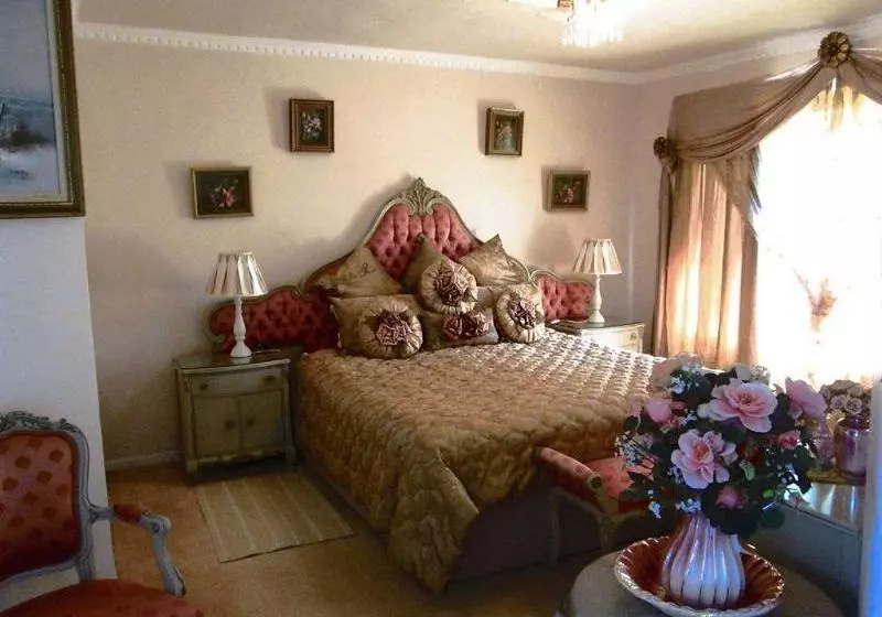 Bay View Guest Apartments