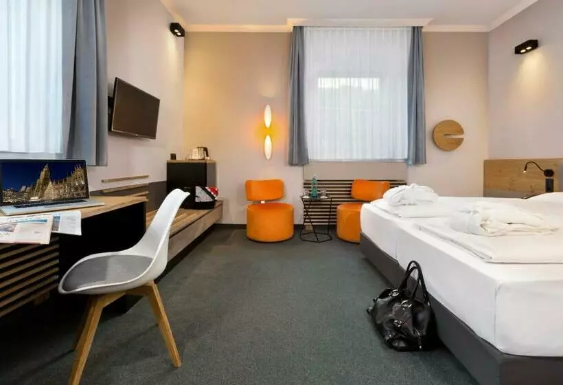 Fotos del hotel Intercity München:  2