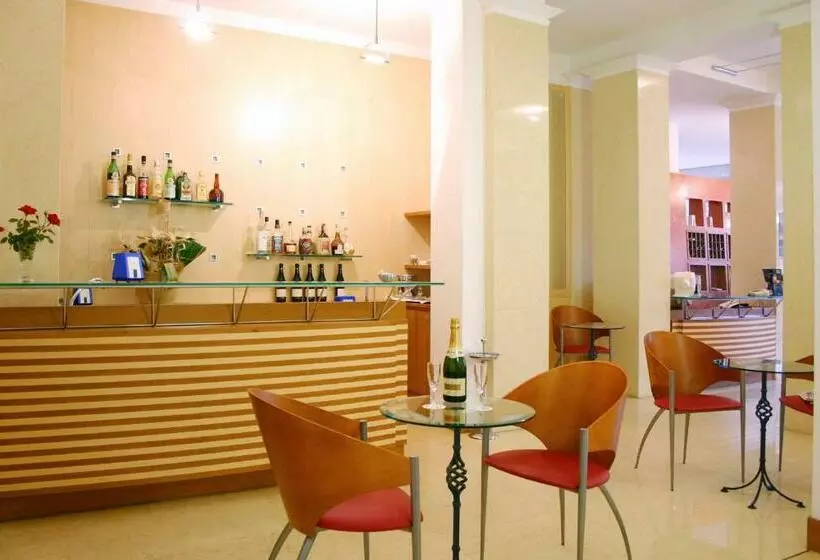 Fotos del hotel Alexandra:  5