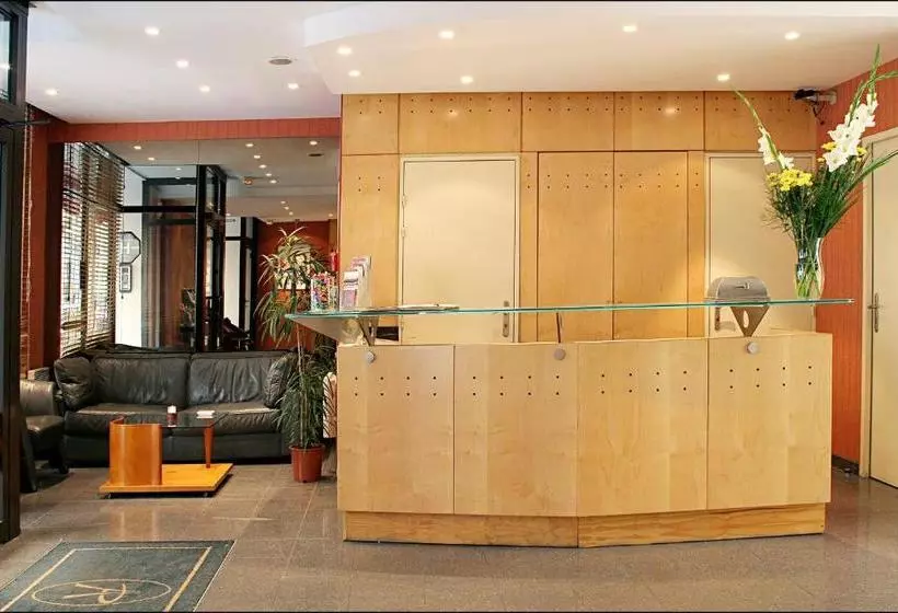 Fotos del hotel Pavillon Villiers Etoile:  2