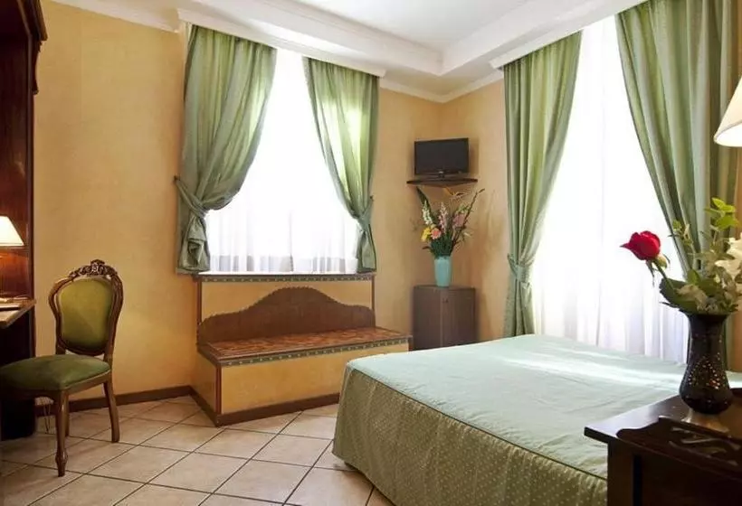 Fotos del hotel Montreal:  11