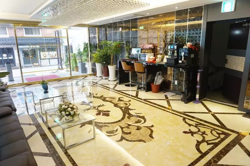 Fotos del hotel The Grang Nampo:  2
