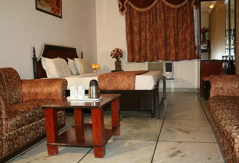 Fotos del hotel Rahul Palace:  13