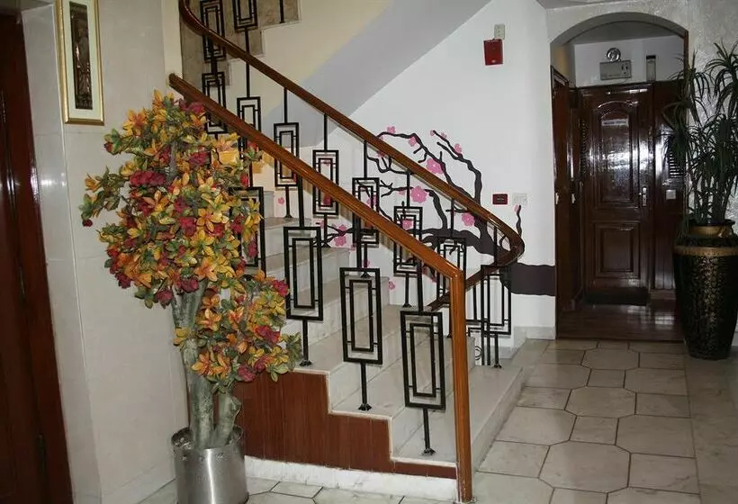 Fotos del hotel Rahul Palace:  3