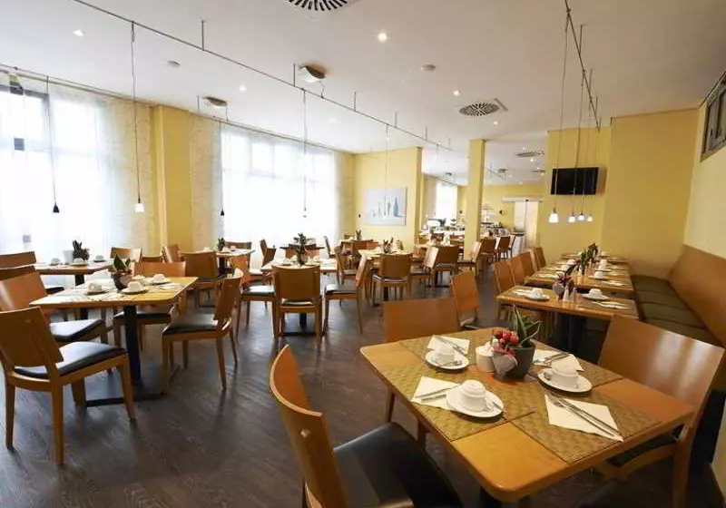 Fotos del hotel CITY LIVING Apartmenthaus München:  5